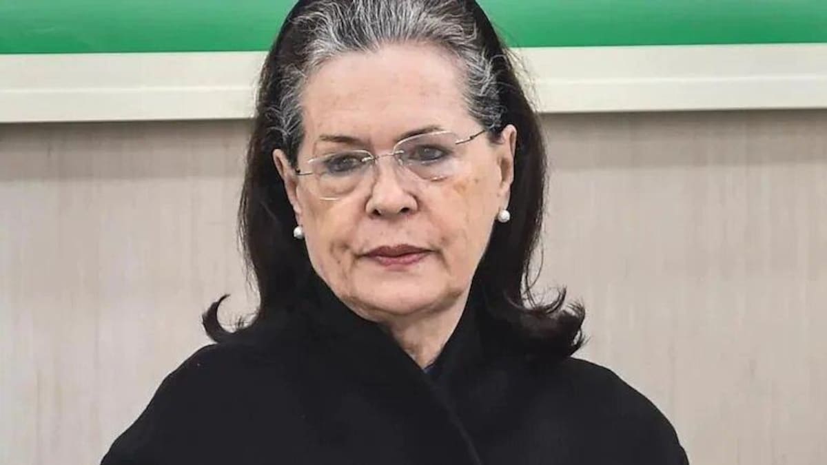 Former Congress President Sonia Gandhi's health deteriorated - admitted to Gangaram Hospital.