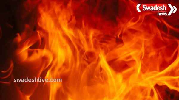 Major fire in BSNL office located at GPO Golambar, Patna, fire engines reached the spot.