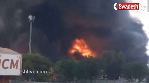 Major fire in ink factory located in Alwar, Rajasthan, fire engines reached the spot.