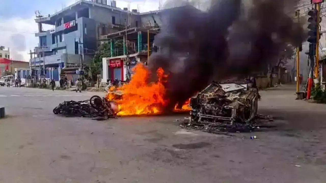 Who is responsible for the deaths in Manipur, then violence broke out at midnight, 9 people died