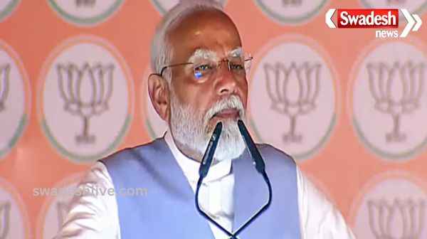 SP, Congress take your votes but..., PM Modi attacks INDIA Alliance from Hamirpur, UP
