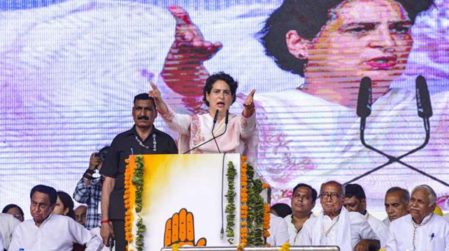 Priyanka Gandhi on Gwalior tour, again reminded Congress\' guarantee, said BJP did not spare even God in corruption