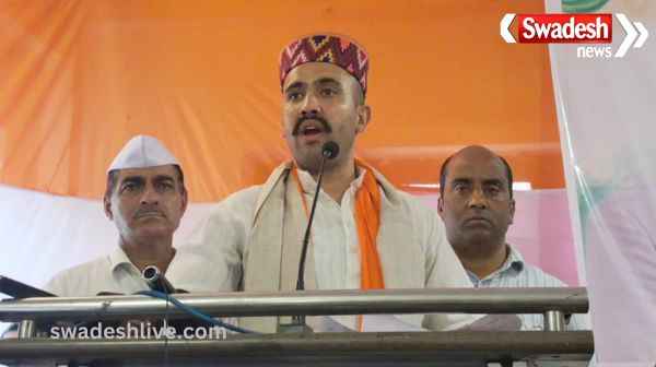 Congress candidate from Mandi, Vikramaditya Singh took a dig at former CM Jairam Thakur, said - Siraj left Mandi and took all the projects.