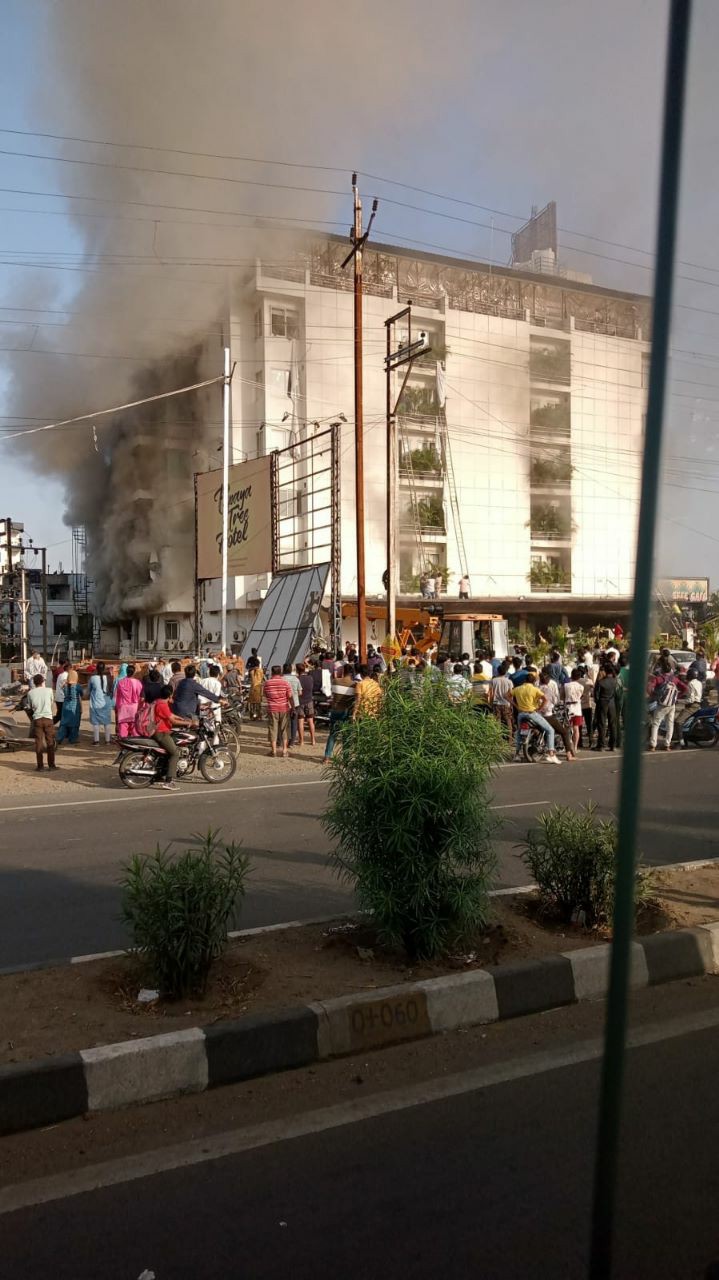 Fierce fire at Hotel Papaya Tree in Rau near Indore